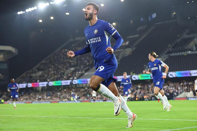 湖人有了新浓眉！东契奇助他成“联盟第一” 詹姆斯盼了他5年